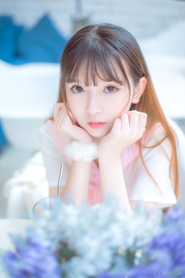 只是诸葛亮不可能亲自去做这种事，而身边，在诸葛亮看来，也唯有马谡无论智慧还是才干，都是最适合的人选，因此他准备让马谡去做这件事。